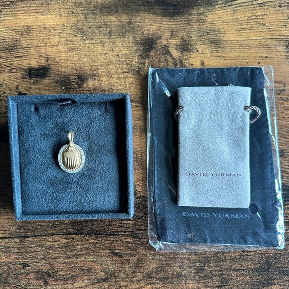 David Yurman Petrvs Scarab Pendant in 18K Yellow Gold & Pavé White Diamonds RARE - Picture 3 of 13